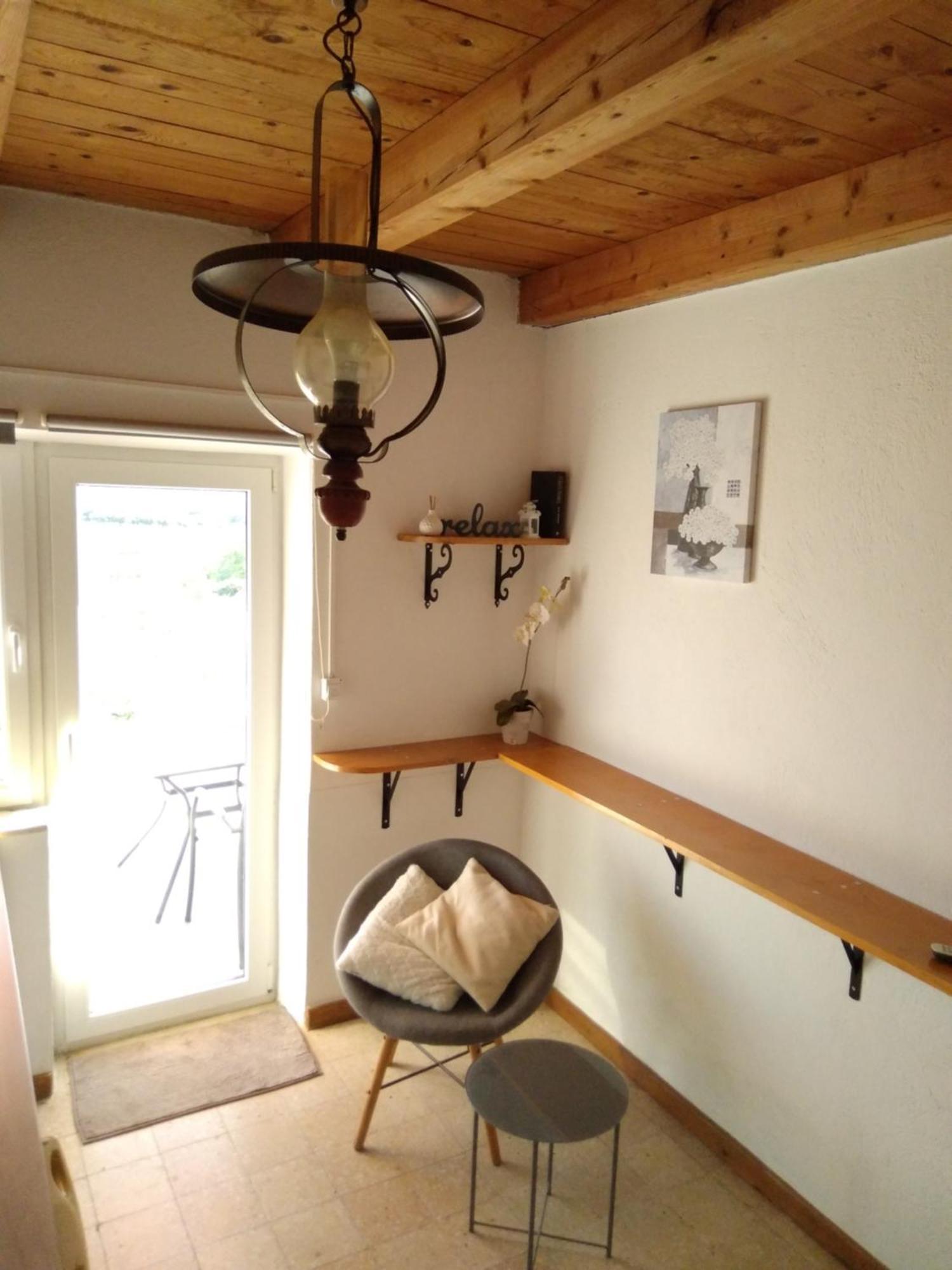 The White House Lumbarda Appartement Buitenkant foto